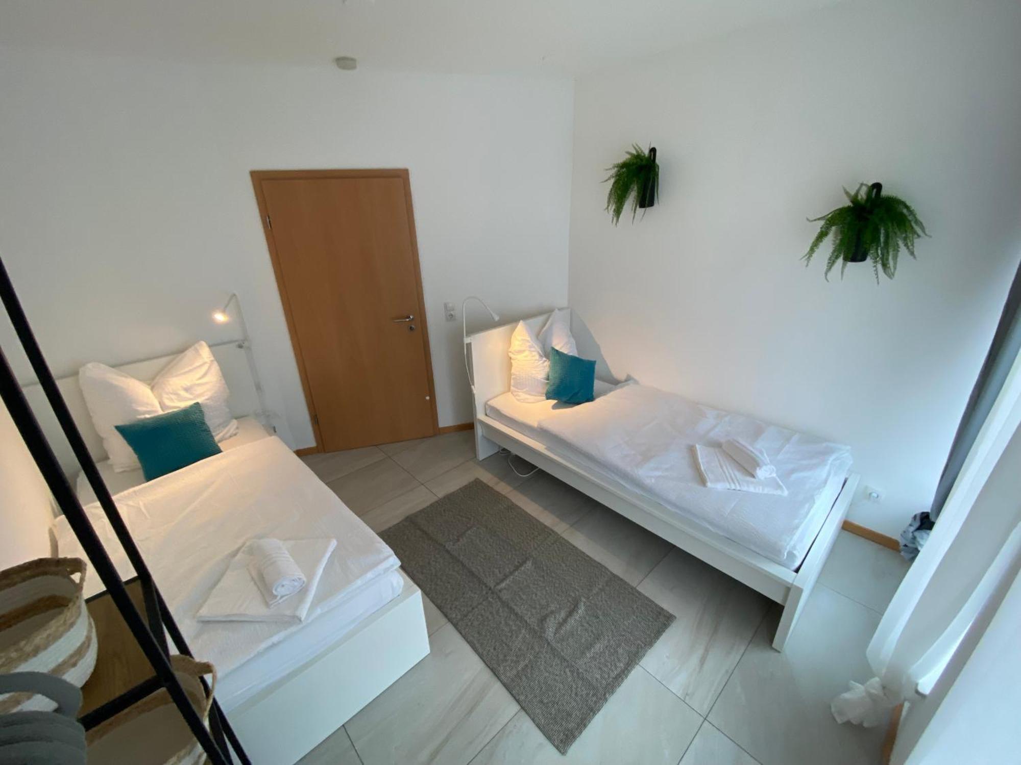 Ferienwohnung Gross, Modern, Vollausgestattet, Gemuetlich Mit Kueche Und Parkplatz Fuer Urlaub Oder Business Kettig Exterior foto